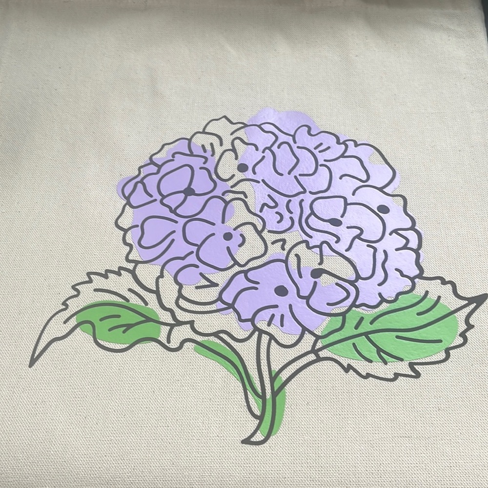 Hydrangea tote